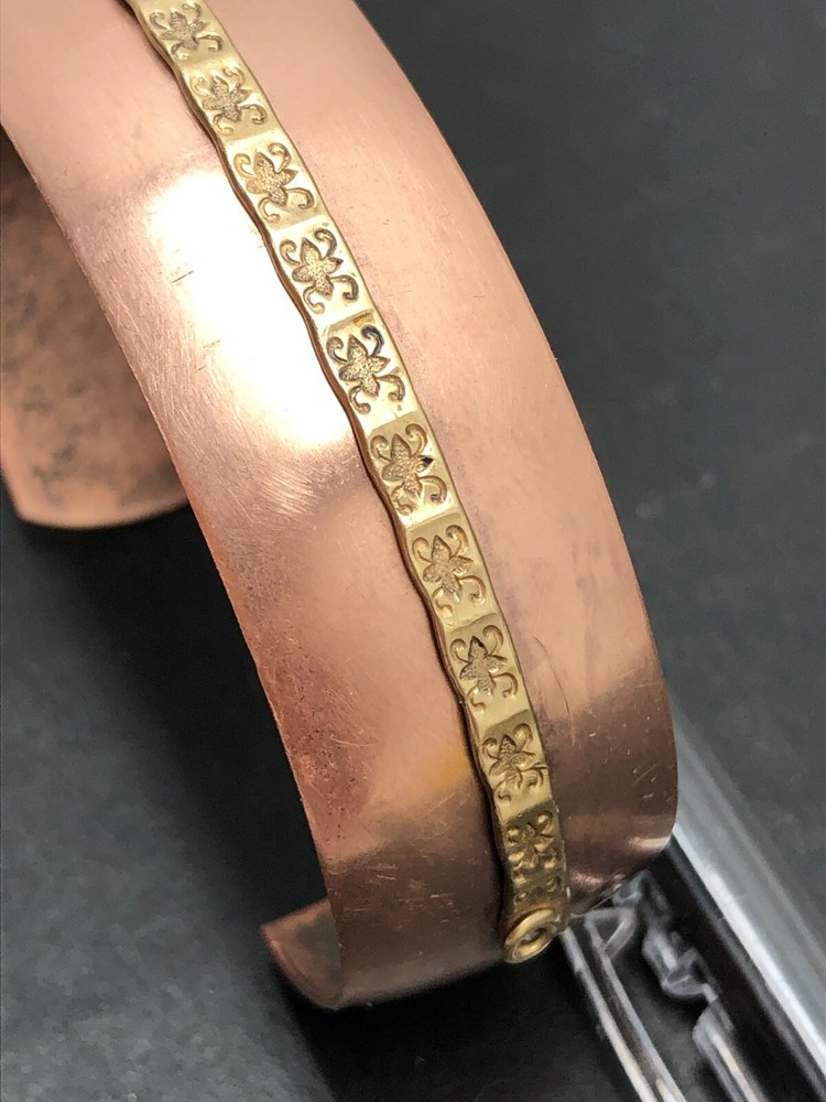 Copper and Brass Cuff Bracelet, Adjustable, 1/2″ Wide 1980’s !!!! VTG