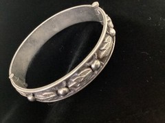 Vintage Nickel Silver Small Blossom Bangle Bracelet made in Italy 6.25”