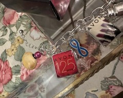 Vintage NIB Avon 125th Anniversary Charm Bracelet Silver Tone 7-8 Inch