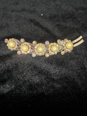 DeLizza And Elster D&E Juliana Pearl & Aurora Borealis Rhinestone Leaf Brooch