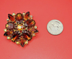 Topaz Amber Brown Layered Rhinestone Vintage Brooch Pin Juliana Style Sawtooth