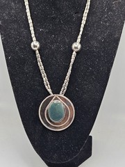 Vintage Southwestern Style Necklace, Unmarked And Untested 21″