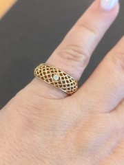 Avon Lattice Lace Rhinestone RING size 7.5 Nickel Free Gold Plated 70s VTG N30