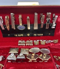LOT NICE VTG Men’s Tie Tacks Clip Bars Cufflinks W/ Jewelry Case Box