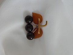 Vtg Russian Natural Baltic Amber Brooch Pin Winter Cherry Gold Plated Marked OPR