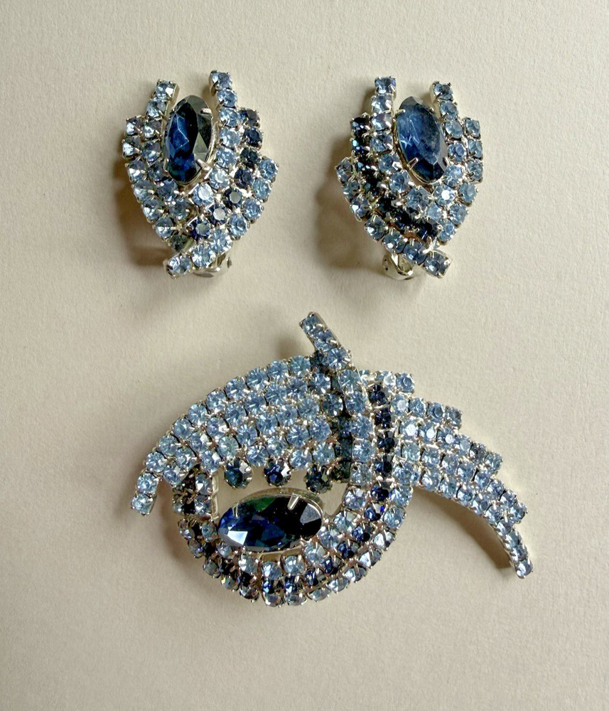 Vintage Sky Blue Cobalt Navette Rhinestone Cluster Large Brooch Earring Set