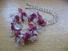Beautiful Vintage Miriam Haskell Style Czech Glass Flower Necklace