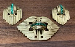 Early Signed Coro Art Deco Brooch Channel Set Emerald Stones W/Matching Clips
