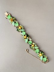 Vintage Verified JULIANA BOOK SET Green Art Glass Necklace Bracelet Brooch Ear