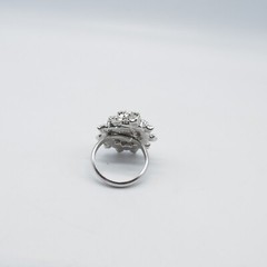 VTG Tammey Jewels Clear Rhinestone Princess Ring Sz 5.25 Adjustable Silver Tone