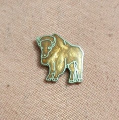 Vintage Buffalo Bison Enamel Jacket Lapel Pin