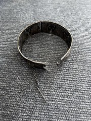 VTG Antique 1920s Egyptian revival silver & Gold tone Hinged Bangle bracelet J20