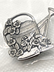 NEW Vintage BIRDS AND BLOOMS Brooch Watering Can with Flowers Pin 2000