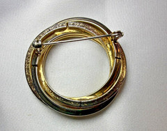 Vintage Interlocking Double Circle Brooch Gold Tone Textured Geometric Pin 4.5cm