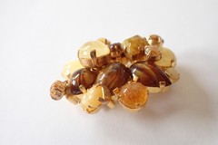 Vintage Signed Austria Cluster Style Brooch W/ Amber Yellow Brown Glass Cabochon