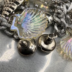 Vintage Seahorse Pierced Earrings Ocean Them Silver Tone Shell