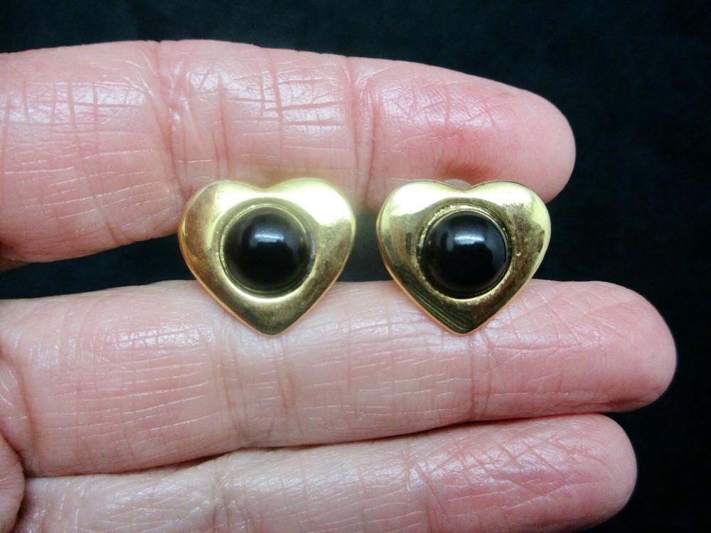 Valentine’s Day Liz Claiborne 1980’s Gold Tone Black Cabochon Pierced Earrings