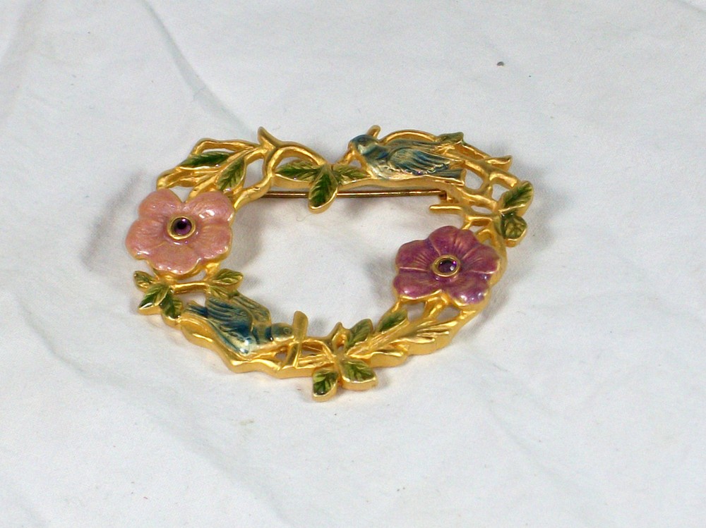 VTG Brooch KC Flowers Leafs Birds Jeweled Nice
