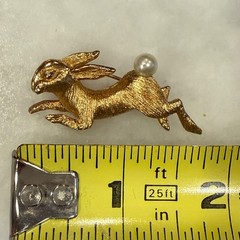 Vintage Napier Hare Rabbit Brooch Pin Leaping Running Goldtone Faux Pearl Tail