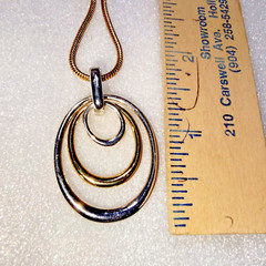 VTG 1990s Gold and Silver Pendant Necklace with Interlocking Hoops by RMN