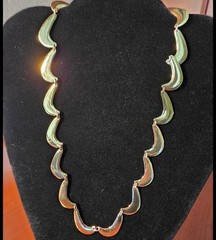 1970s Gold Tone Boomerang Wave Crescent Link Necklace Modernist MCM Collar 20″