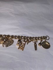 Rare 1950’s Goldtone Charm Womens 7” Bracelet Many Charms
