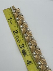 Vintage Crown Trifari Gold Tone Faux Pearls & Rhinestone Bracelet 7″