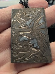 Vgt 1977 Sterling Silver Chinese Dragon Queen Elizabeth II Jubilee Ingot Pendant