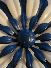 Vintage 1950s To 1970s Huge Enamel Flower Stunning Brooch, Beauty CA USA E407-3