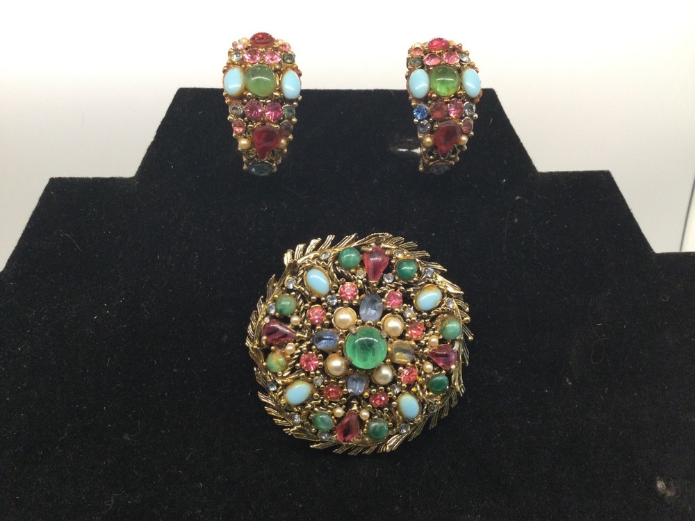 Vintage Holly Craft Fruit Salad Brooch And Clip Hoops