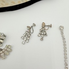 VINTAGE RHINESTONE Jewelry Lot Necklace Bracelet Earrings TAYLOR MAID Case