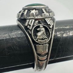 Balfour vintage silver alloy green glass gemstone high school class ring size 6