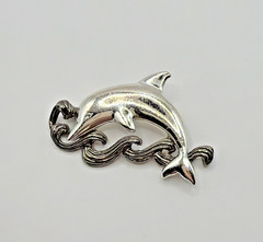 Vintage silver-plated DOLPHIN brooch W/ Textured Pewter Tone Waves EUC