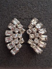 Baguette & round rhinestone glamorous climber clip on earrings, vintage…