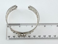 Vintage Krementz Silver Tone Metal Floral Design Openwork Cuff Bracelet 6.75 In