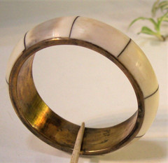 2 vintage India clamper bangle horn bone brass stone gem bracelets