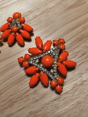Vintage Delizza Elster Juliana Jewelry Set Brooch Clip On Earrings Orange