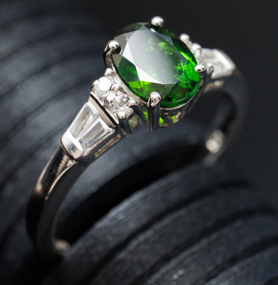 Size 9 Chrome Diopside Round & Tapered Baguette Accents Sterling Silver Ring