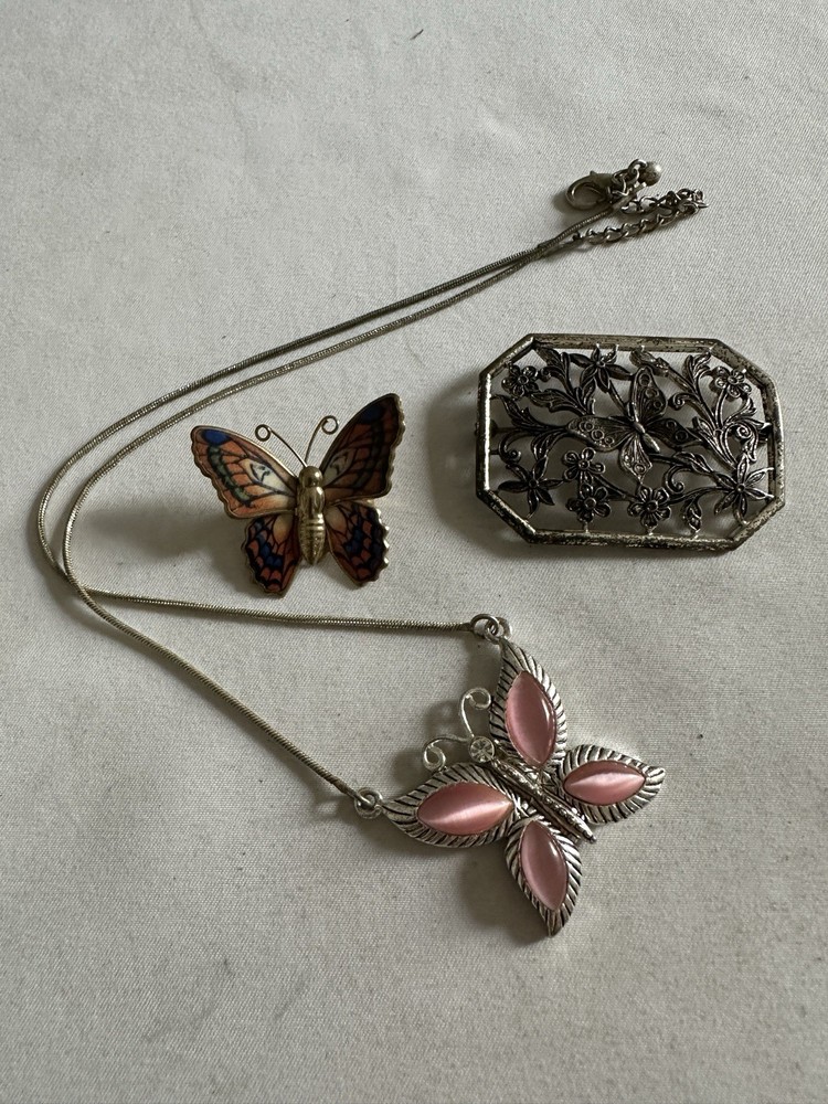 vintage butterfly jewelry lot Of 3 Necklace Brooch Faux Stone Enamel Mx2