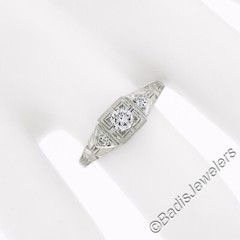 Antique Art Deco 18k White Gold 0.24ctw European Diamond Milgrain Engraved Ring