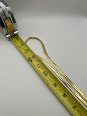 Vintage 1980’s-1990’s Herringbone Chain Necklace Gold-tone Clasp Closure Elegant