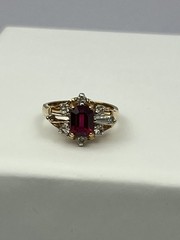 Vintage Ruby Red CZ Ring 18K GE Gold Electroplate Size 5 – Missing Stone
