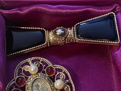 VTG 1928 Pin Lot *ALL FOR REPAIR* Missing Stones/pin-back Victorian Style Brooch