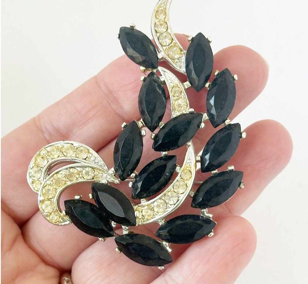 Vintage Sarah Coventry Brooch Vienna Nights Black Rhinestone Pin Leaf Shaped