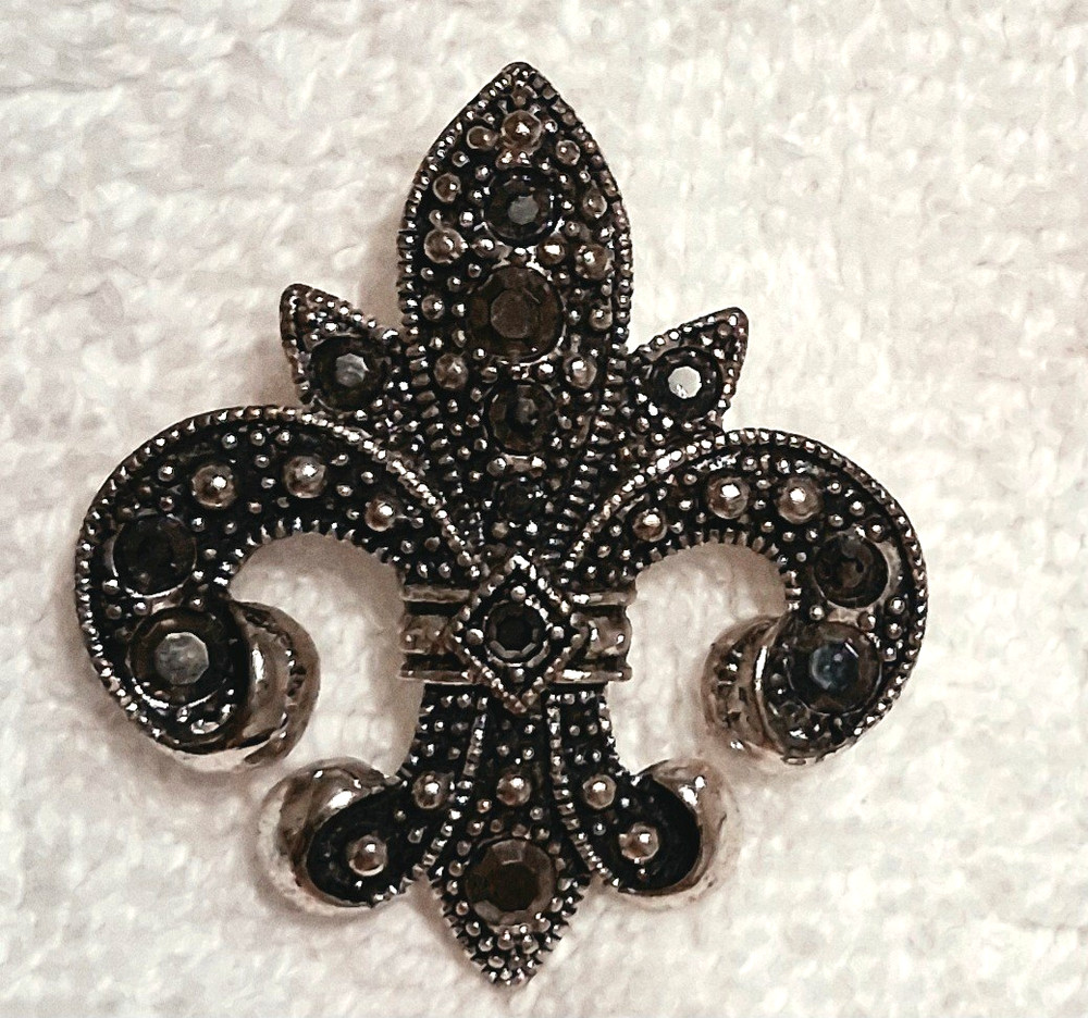 SILVER AND BLACK CZ FLEUR DE LIS PIN NEW