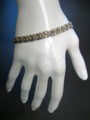 FAS 925 Sterling Silver Diamond Two Tone Leaf Link Chevron Tennis Bracelet