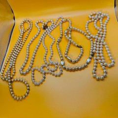 5 Sets Vintage Single Strand Pearl Necklace from 26 in diameter to 46