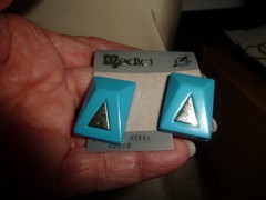 MEDICI RECTAGLE 1” L X 3/4” W AQUA BLUE & SILVER TONE PIERC EARRINGS #20/1