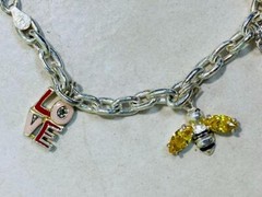 MWS Sterling Silver Charm Bracelet; 6 Sterling Charms 7.25″ ~ 23g ~ 5-H1277