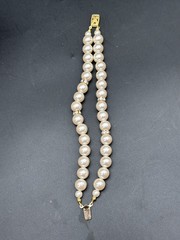 VINTAGE MARVELLA 2 STRAND FAUX PEARLS 7″ BRACELET
